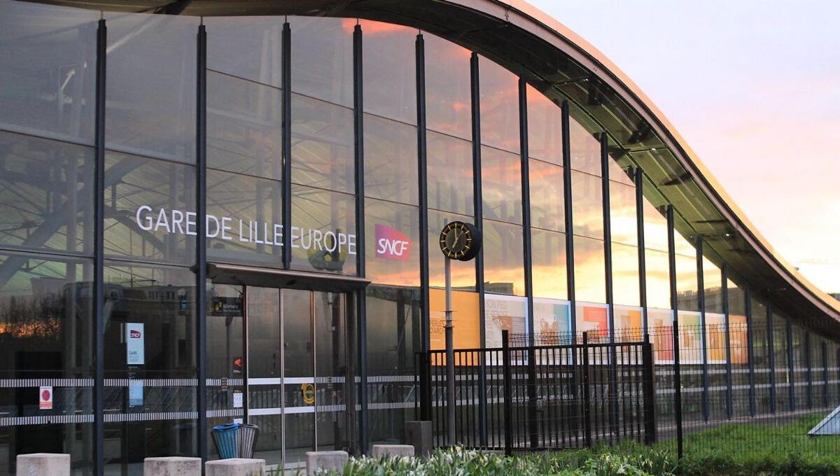 Lille Hypercentre Gares - Small Suite ภายนอก รูปภาพ