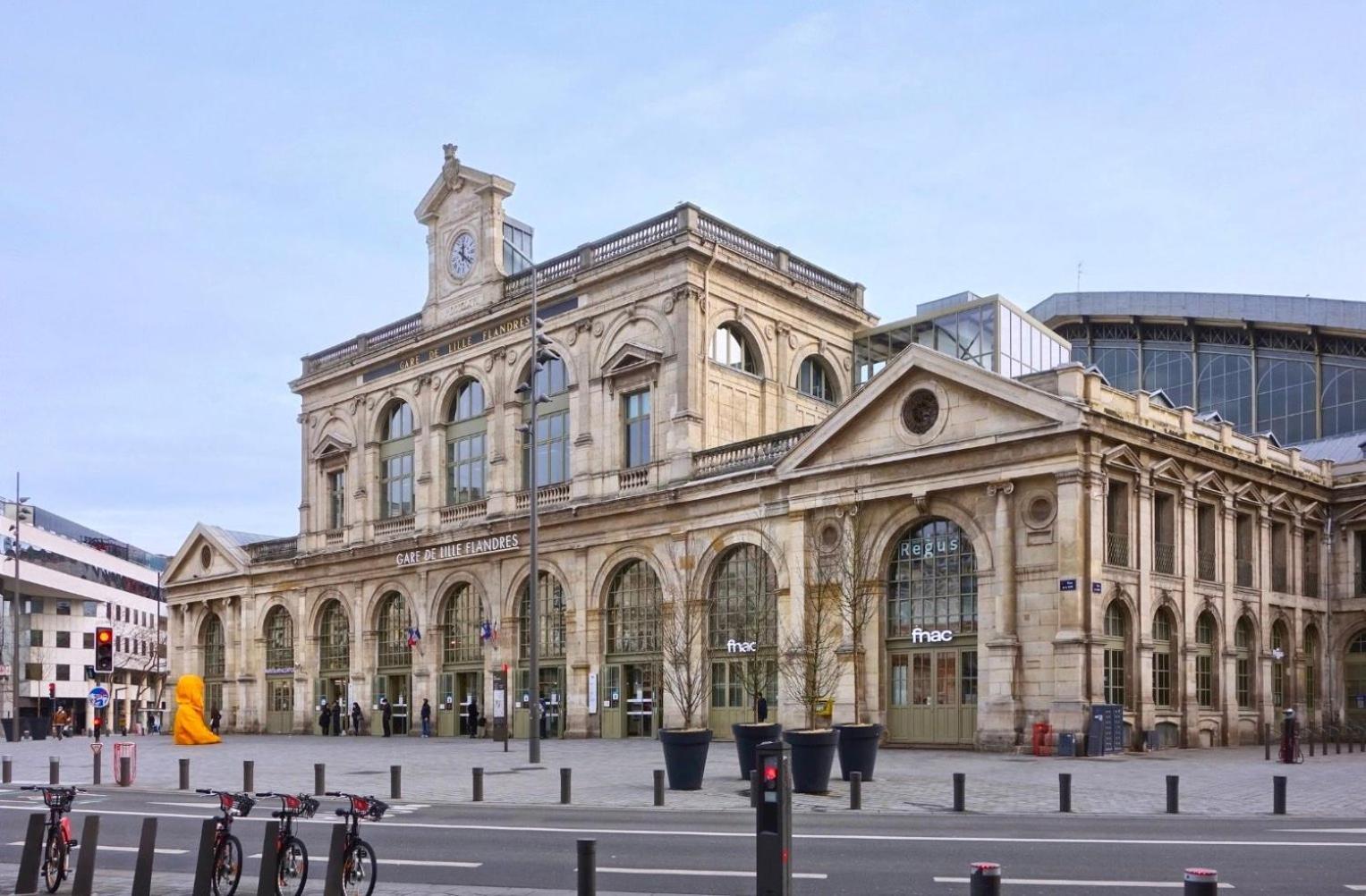 Lille Hypercentre Gares - Small Suite ภายนอก รูปภาพ