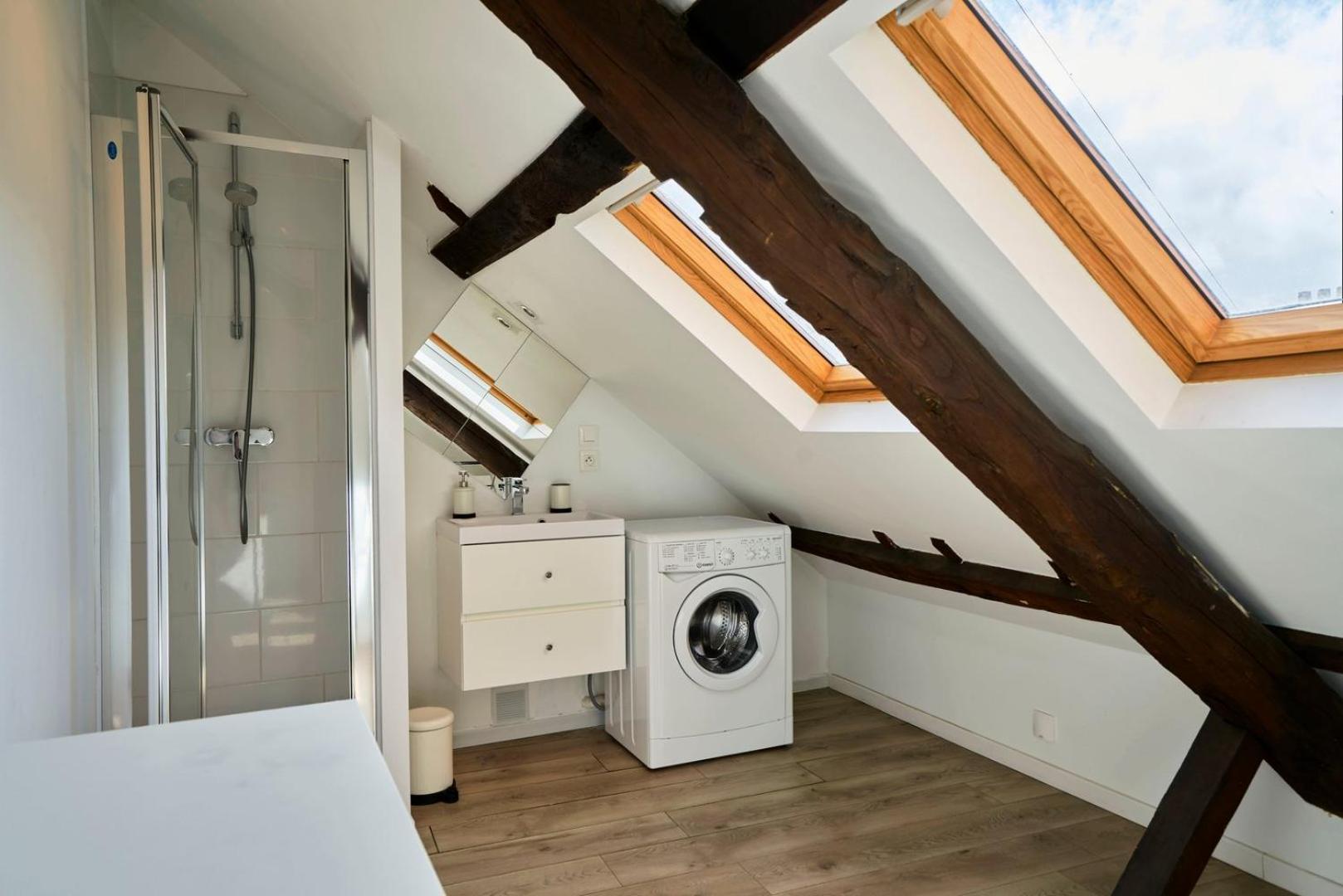 Lille Hypercentre Gares - Small Suite ภายนอก รูปภาพ
