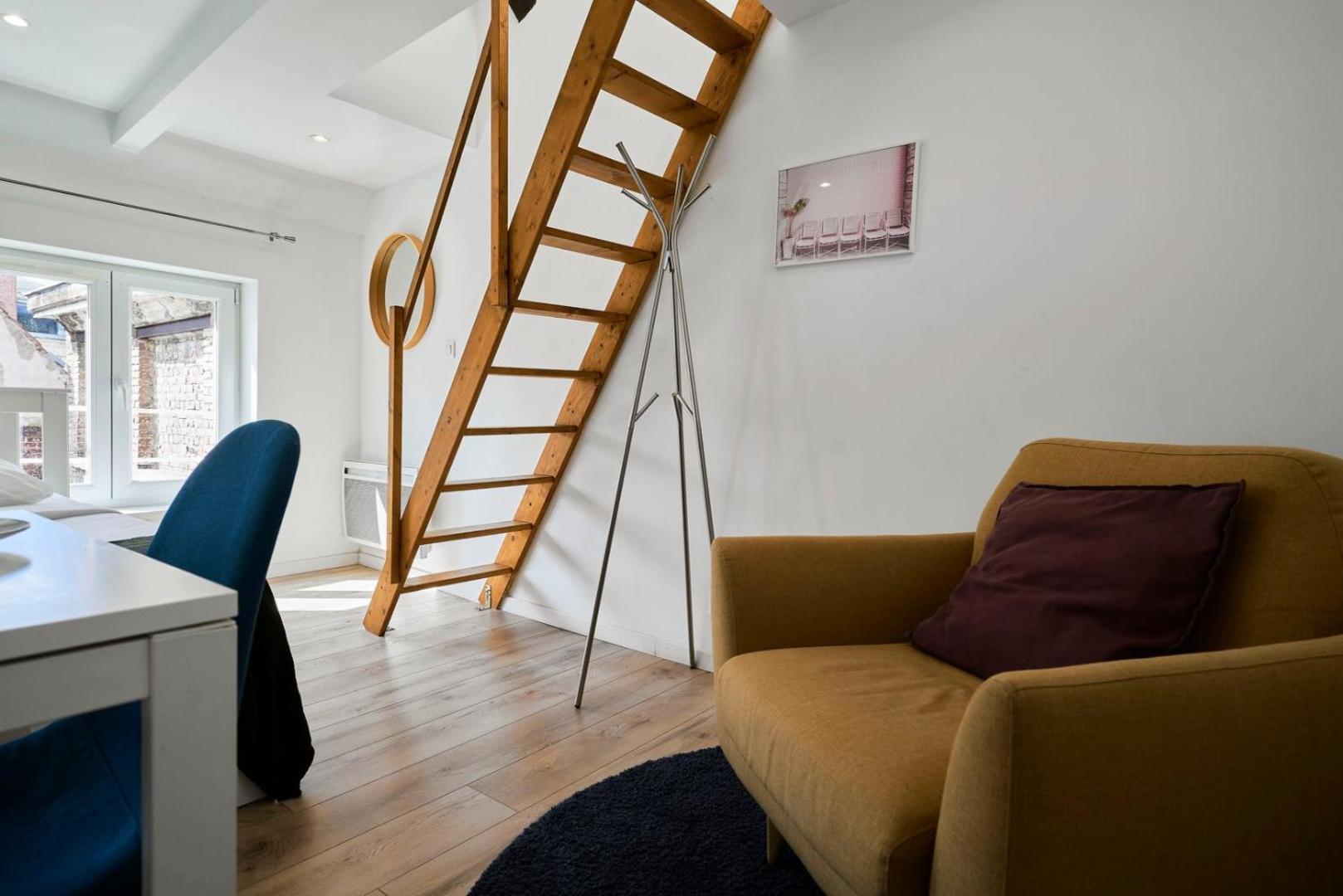 Lille Hypercentre Gares - Small Suite ภายนอก รูปภาพ